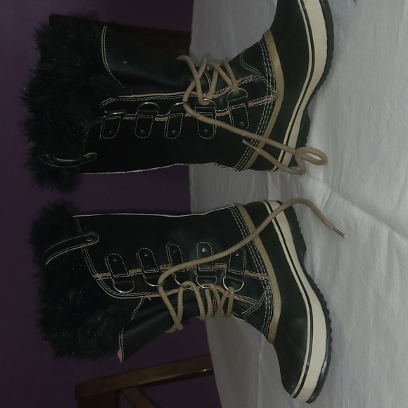 Womens NEW Sorel Joan of Artic Boots SIZE 7 DARK BROWN WITH.BLACK FUR - Picture 2 of 7